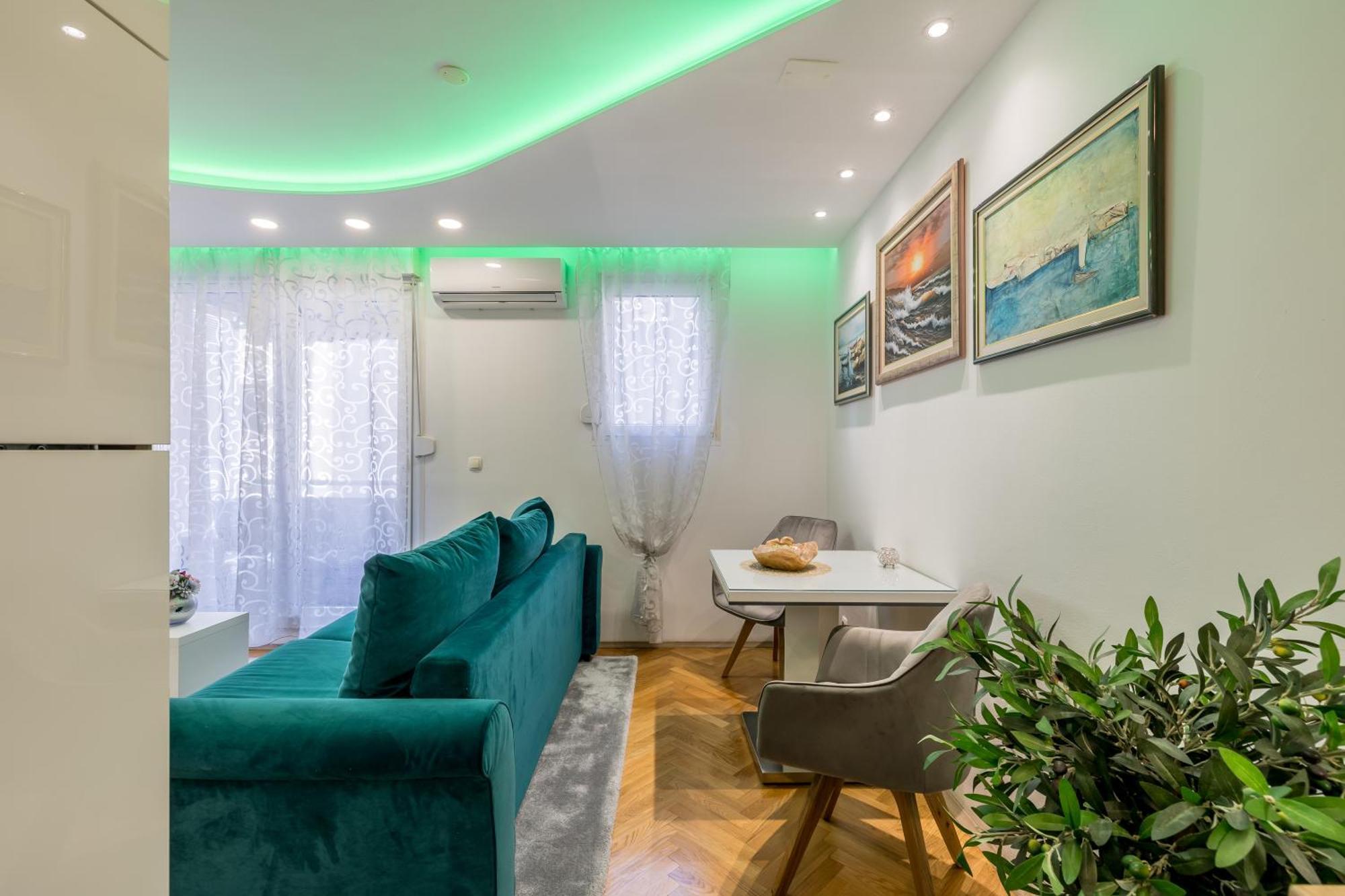 Noemi Luxury Apartment Solin Exterior photo