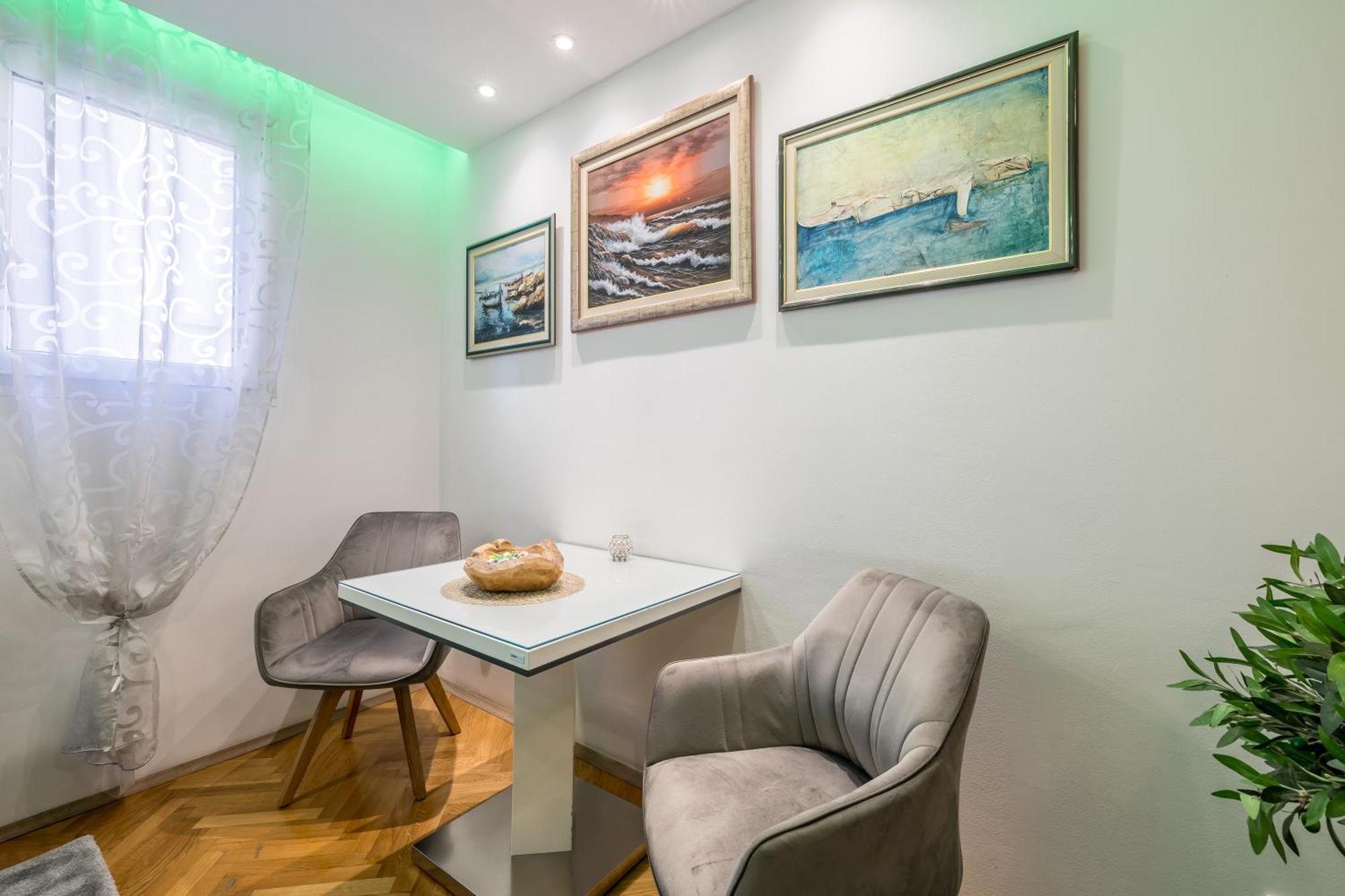 Noemi Luxury Apartment Solin Exterior photo